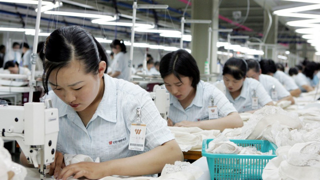 Phụ nữ nên đi xuất khẩu lao động Hàn Quốc hay Đài Loan?